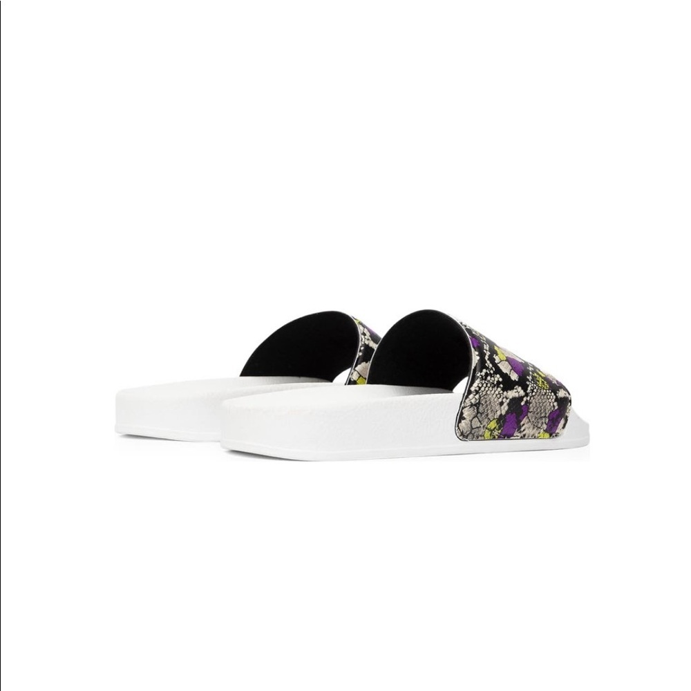 P448 SUPER WATER RESISTANT SLIDE SANDAL⭐️ - Picture 6 of 10